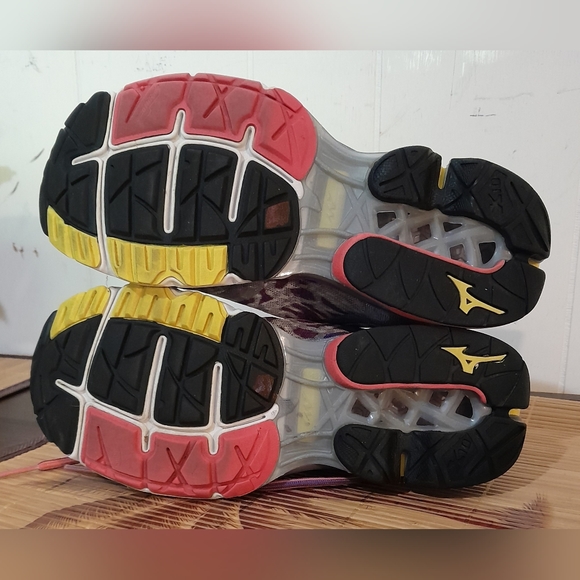 Mizuno - Wave Creation 15 Silver Purple Pink Yellow - Women's 7 - J1GL140138 - Picture 7 of 7